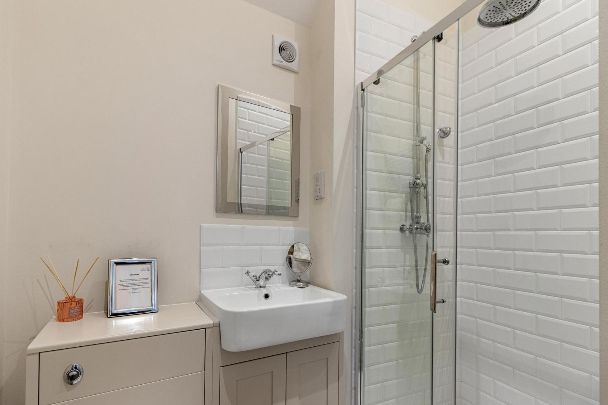 1 Chapel Mews * Sidmouth