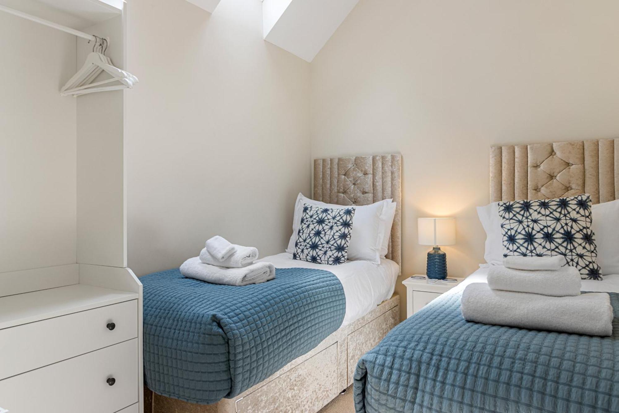 1 Chapel Mews *